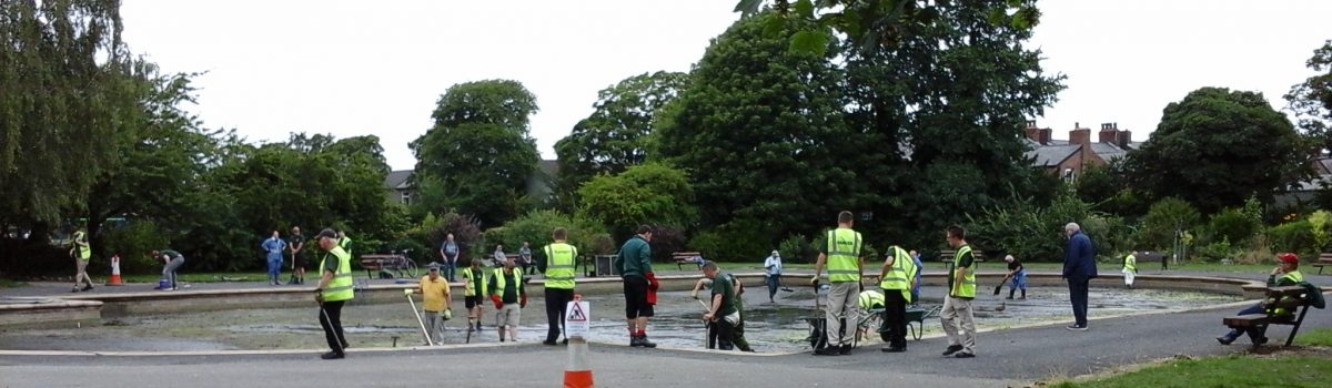 Green fingered volunteers help spruce up Coronation Park lake