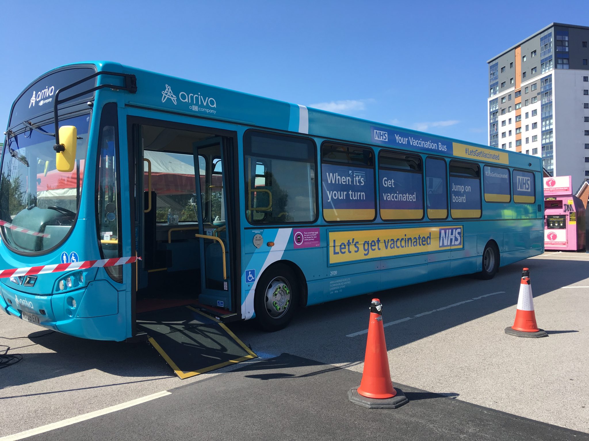 Sefton residents can hop back on board the NHS COVID-19 vaccine bus ...